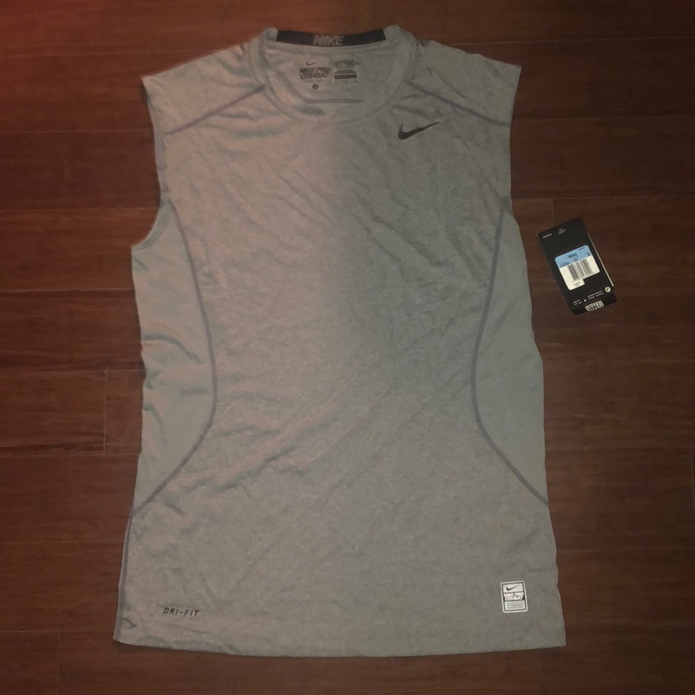 Nike Dri-fit fitted Tank